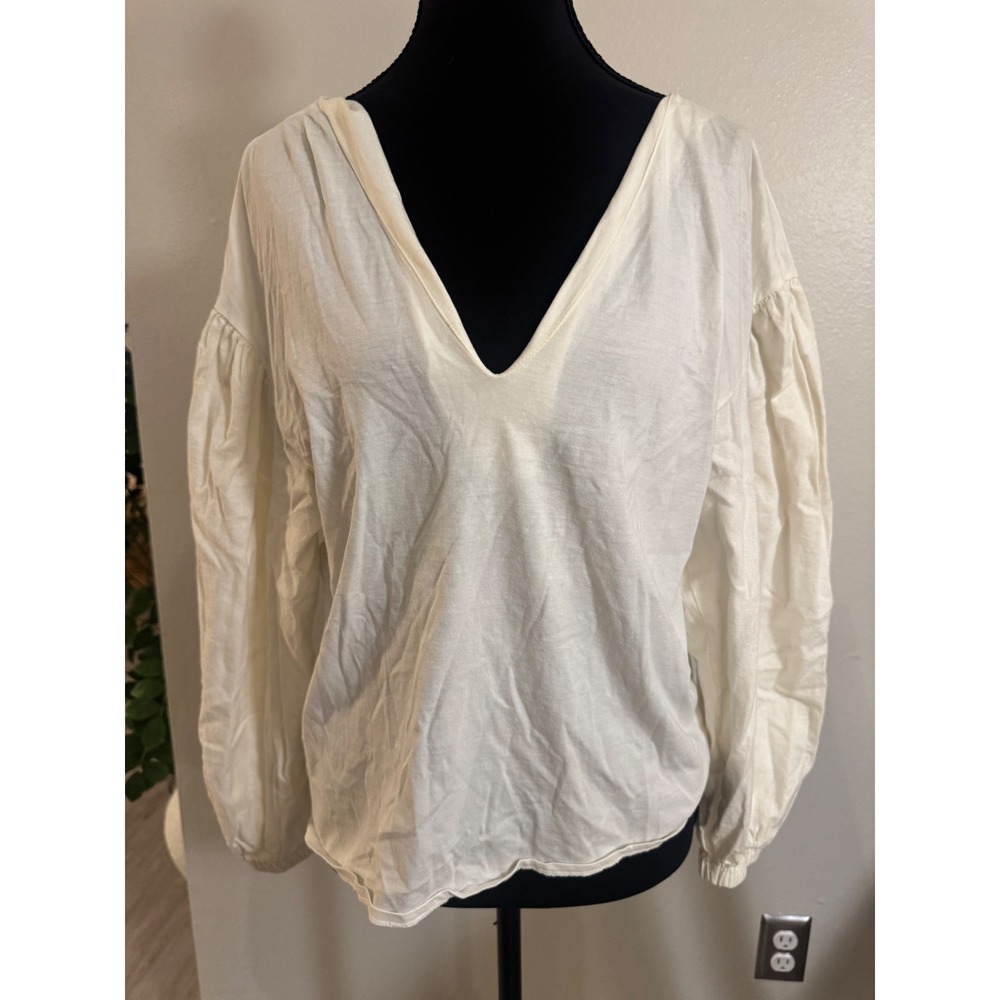 Zara Cream V-Neck Puff Sleeve Blouse with Back Twist Detail Size Small